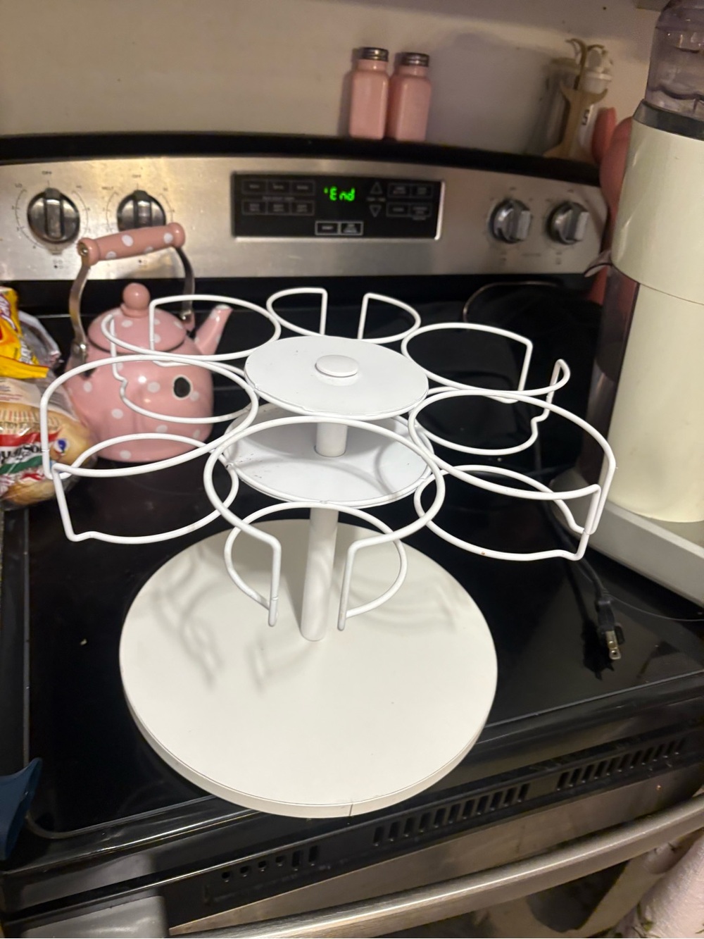 Pre Loved Spinning White Tumbler/Cup Holder